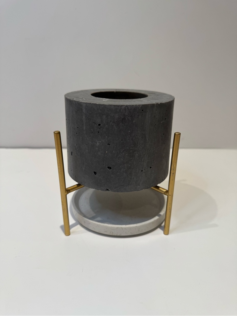Modern Concrete Planter Pot with Gold Metal Stand & Tray